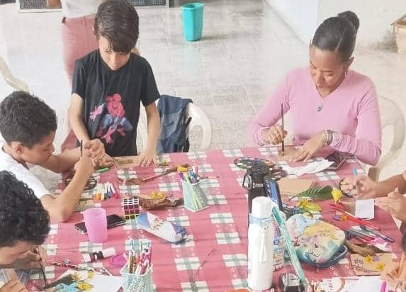 Casa de la Cultura Cecilio Acosta en Los Teques imparte talleres de manualidades y expresión creativa