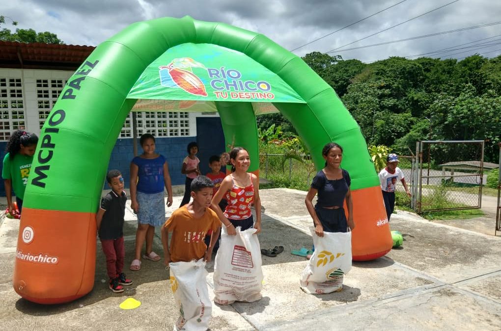 Niños y jóvenes en El Guapo disfrutaron del Plan Miranda Ríe 2026