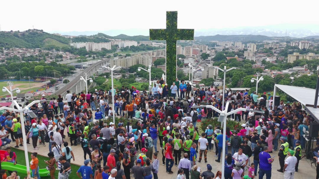 Inauguran Mirador La Cruz para el esparcimiento en Charallave