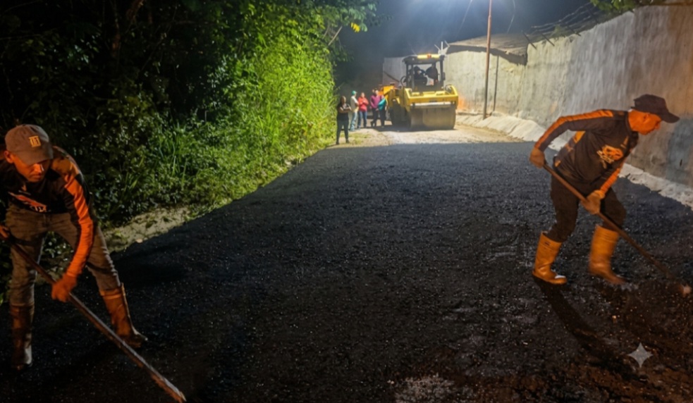 Alcaldía de Guaicaipuro colocó 120 toneladas de asfalto en la parroquia Cecilio Acosta