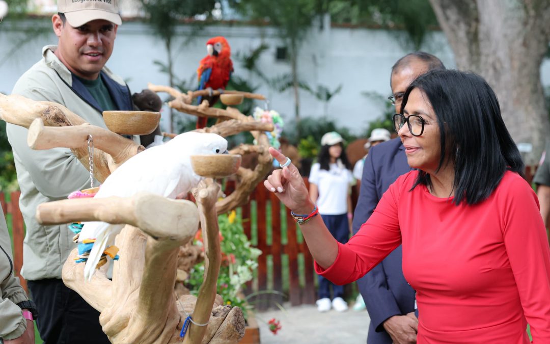 Presidenta Delcy Rodríguez firma acuerdo con India para modernizar zoológicos y crear hospital de fauna
