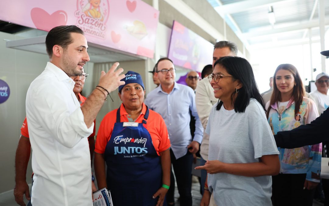 Presidenta Delcy Rodríguez entrega remodelado bulevar gastronómico en Puerto la Cruz