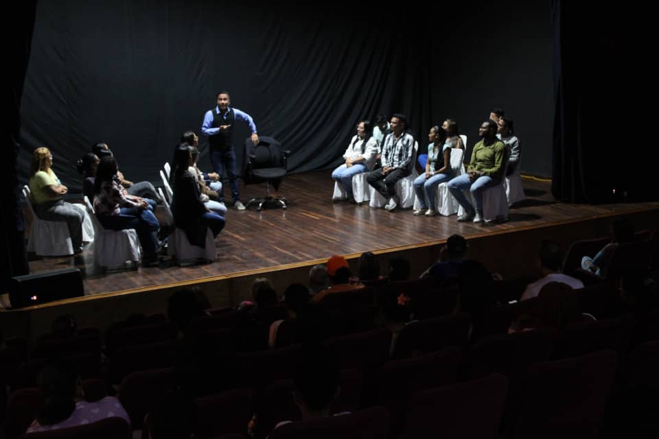 Miranda presenta obra teatral “Palabras Maravillosas” para reflexionar y prevenir el suicidio
