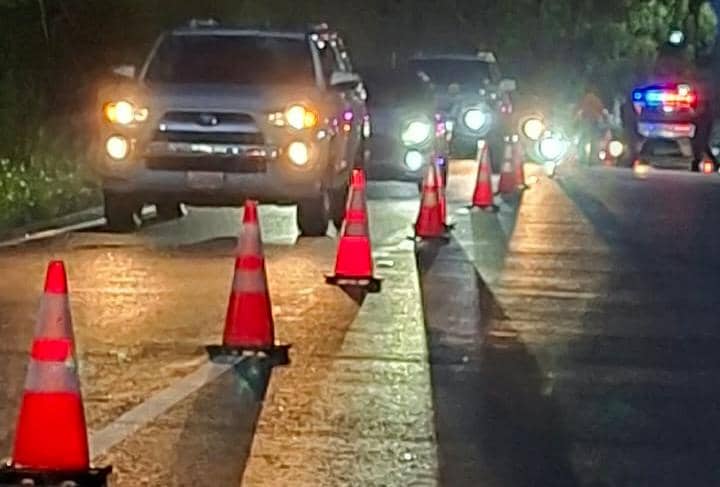 Colocaron 30 toneladas de mezcla asfáltica en km 16 de la Panamericana