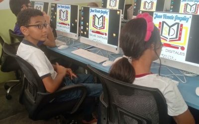 Niños analizan la leyenda de El Silbón en la Sala Digital Juan Vicente González de Santa Teresa
