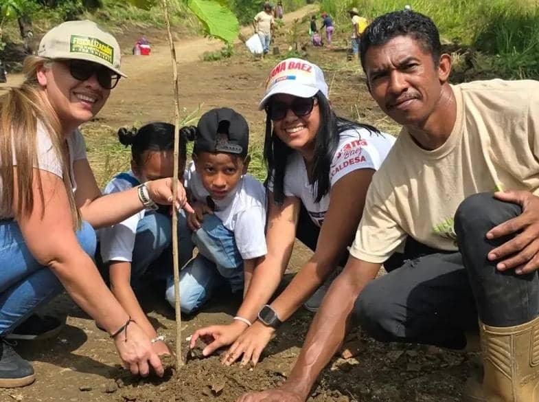 Reforestan espacios naturales mirandinos con siembra de mil árboles