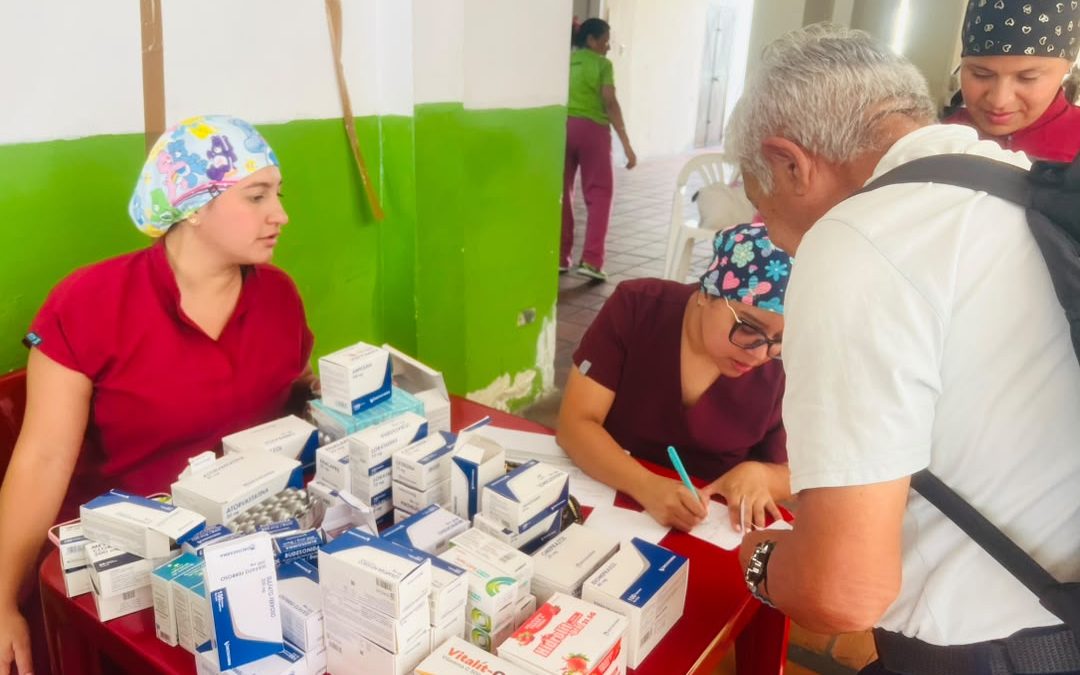 Miranda atiende a más de 4.700 adultos mayores en jornada simultánea