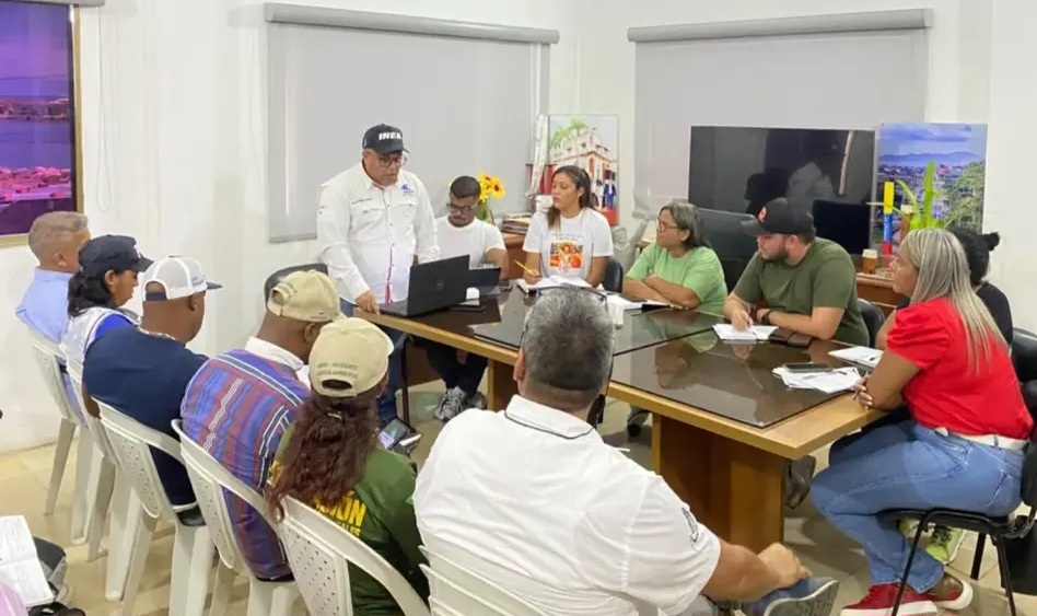 Impulsarán políticas para dinamizar conservación de costas barloventeñas y economía local