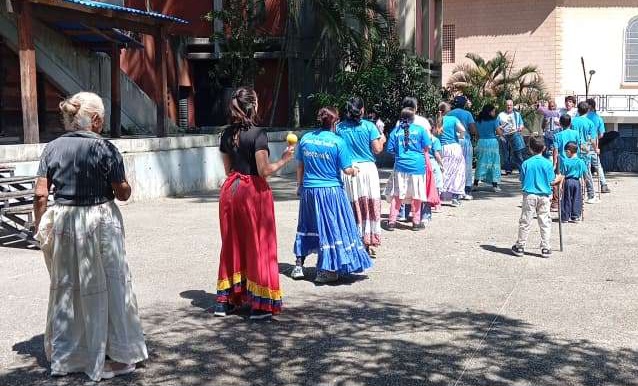Pastores del Niño Jesús de Los Teques transmiten sus saberes a nuevas generaciones