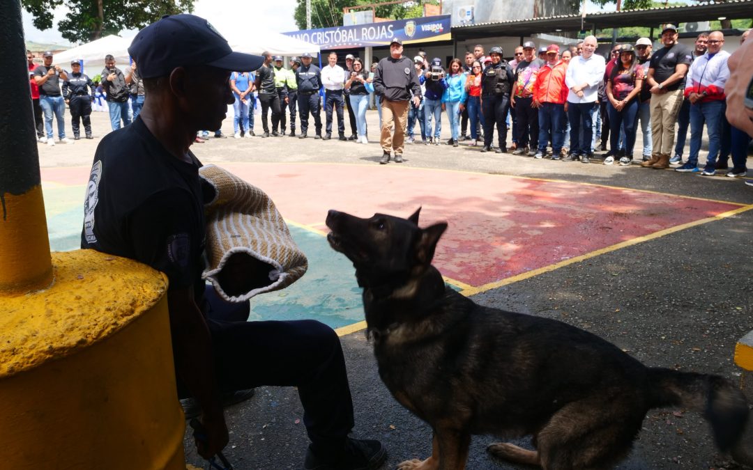 Fortalecen Policía de Cristóbal Rojas con entrega de nuevos espacios y la activación de la Unidad Táctica Canina K9