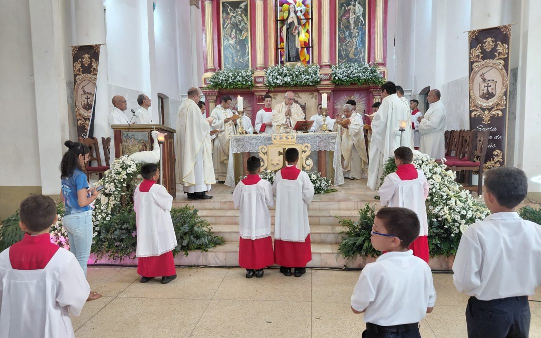 Santa Teresa del Tuy conmemoró 255 años de su patrona