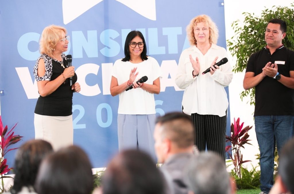 Juntas de condominio presentan experiencias comunitarias a la presidenta de la Republica, Delcy Rodríguez