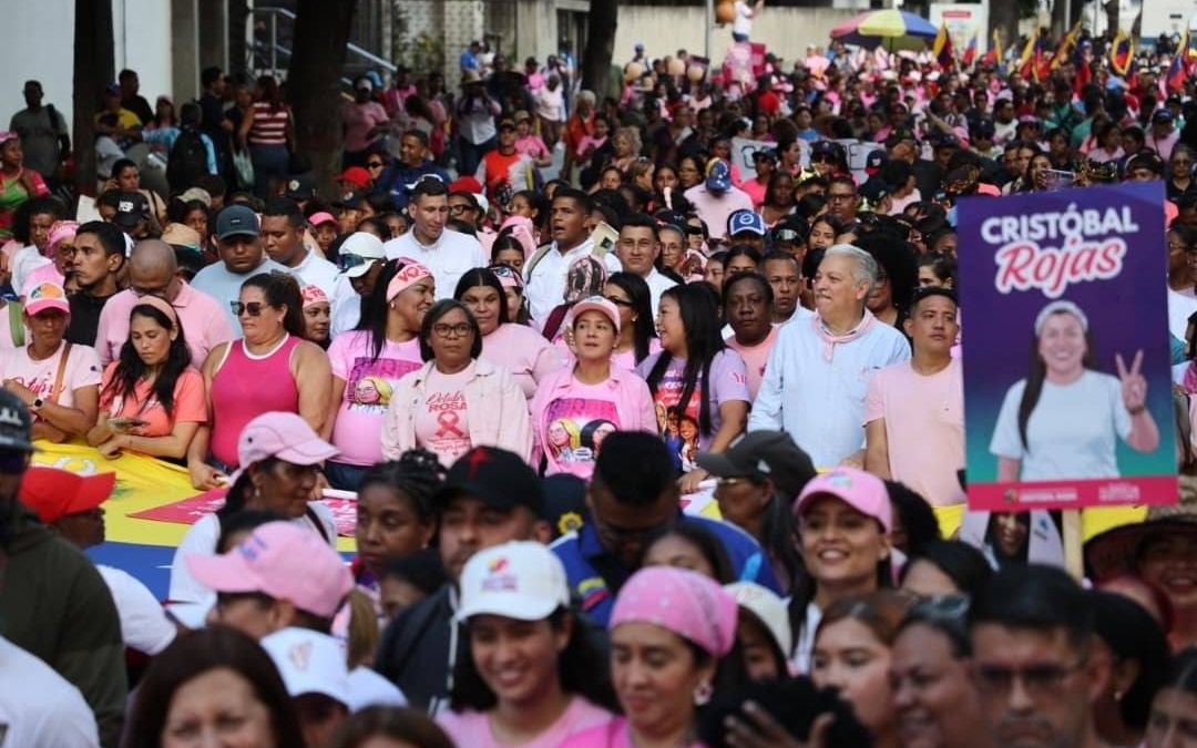 Diosdado Cabello resaltó rol de la mujer en marcha del Mes Rosa