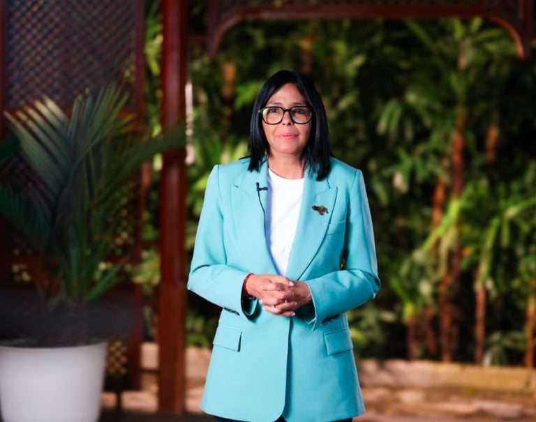 Delcy Rodríguez llamó a las mujeres a construir el futuro