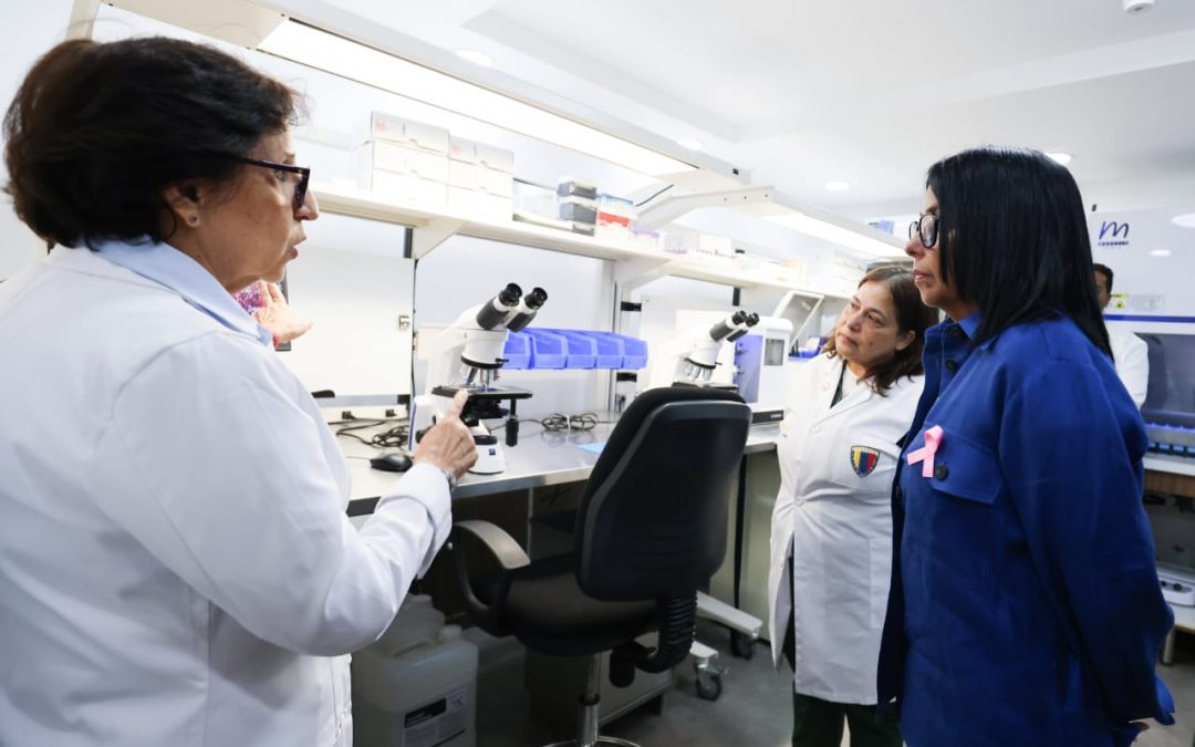 Presidenta Delcy Rodríguez inaugura Servicio Integral de Especialidades Médicas para la FANB
