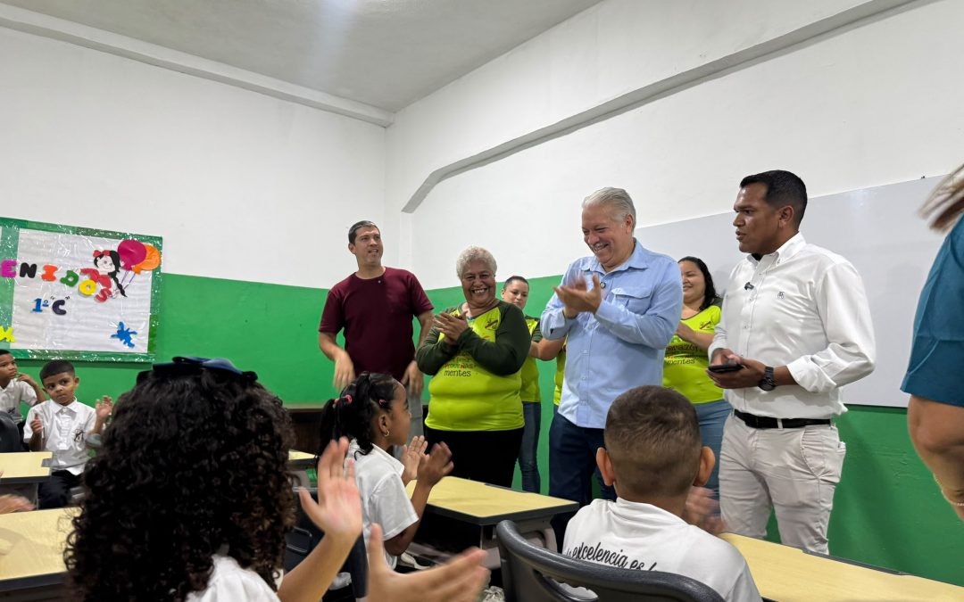 Unidad Educativa Régulo Rico luce como nueva tras trabajos de rehabilitación integral